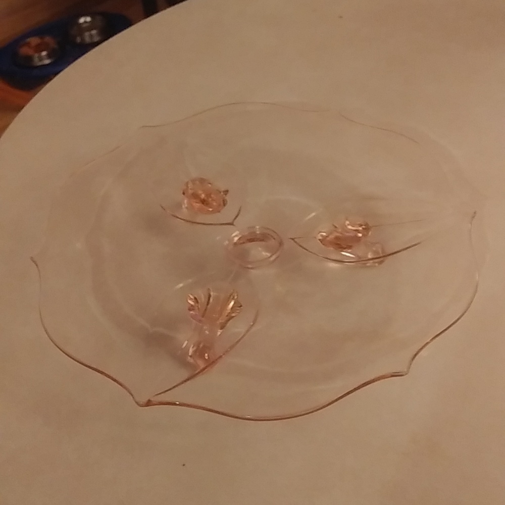 Pink Depression Glass 3 Footed Pink Scalloped Edge Candy Dish. No chips or crack